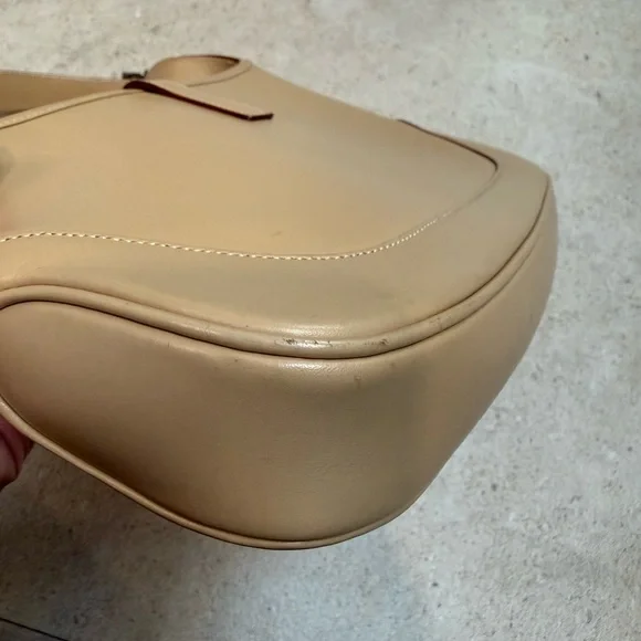 Authentic Vintage Gucci Jackie Piston Buckle Shoulder Bag- Beige Leather - Picture 10 of 13